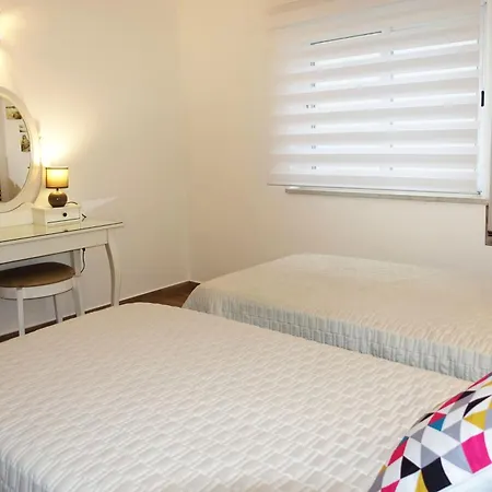 Apartment Buganvilia Da